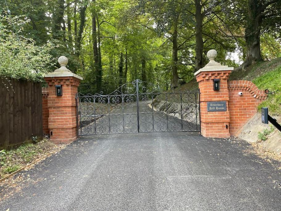 The Coach House Διαμέρισμα Alderbury Εξωτερικό φωτογραφία